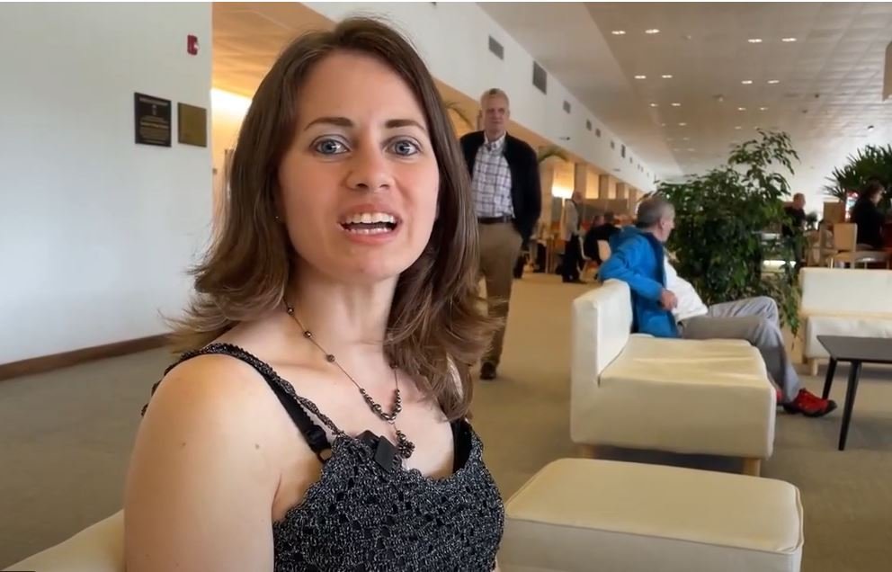 Viviana en el Evento con Prem Rawat en Punta del Este 2024